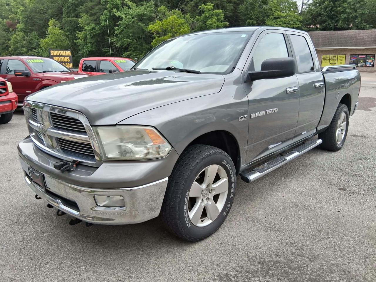 RAM 1500 4WD Quad Cab 140.5" Big Horn 2012