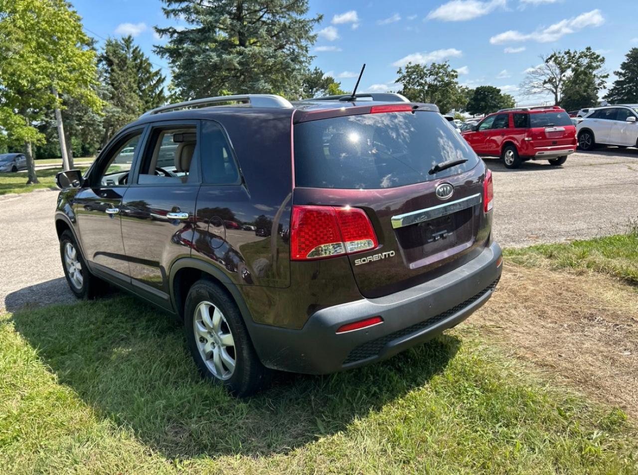 Kia Sorento 2WD 4dr I4 Base 2012