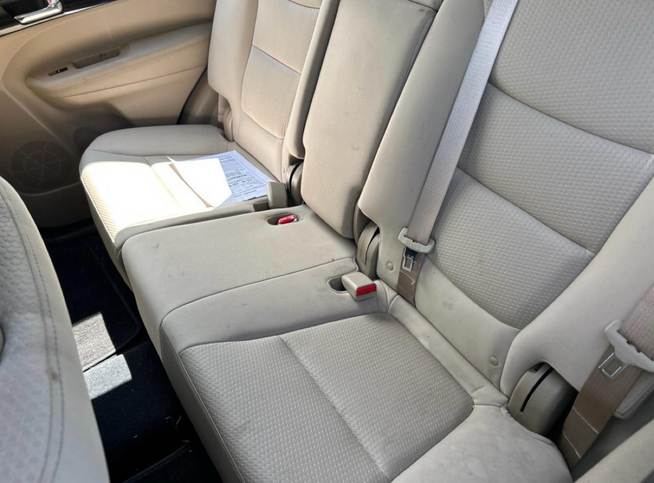 Kia Sorento 2WD 4dr I4 Base 2012