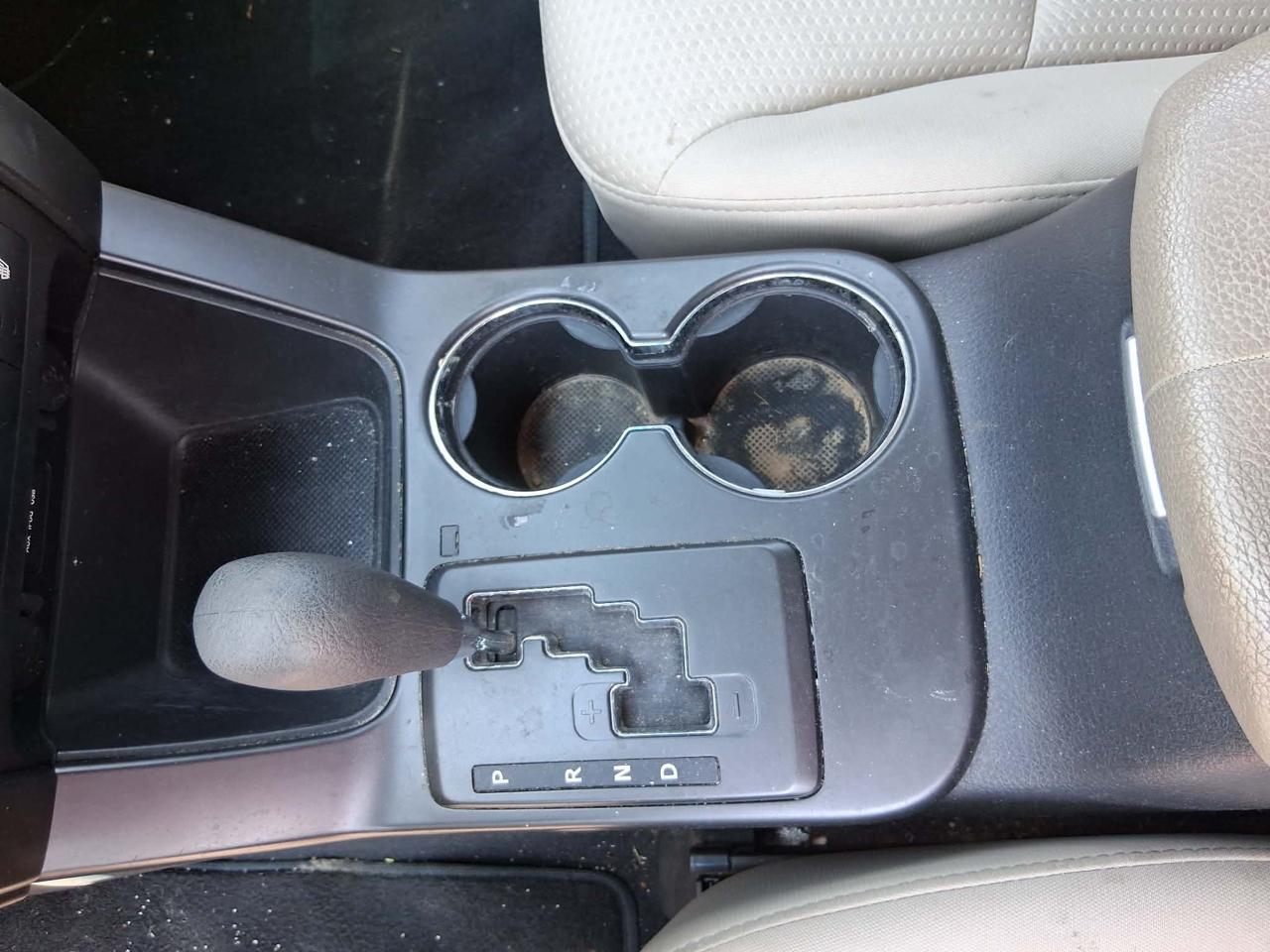 Kia Sorento 2WD 4dr I4 Base 2012