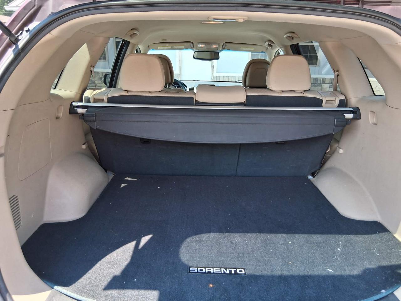 Kia Sorento 2WD 4dr I4 Base 2012