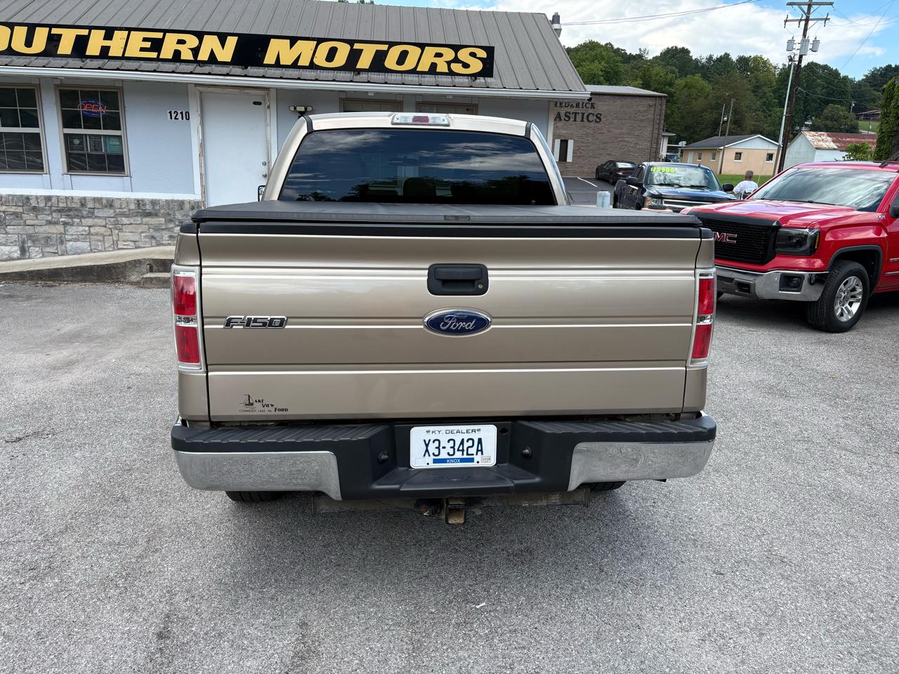 Ford F-150 4WD SuperCrew 139" XLT 2014