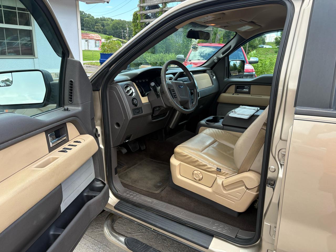 Ford F-150 4WD SuperCrew 139" XLT 2014
