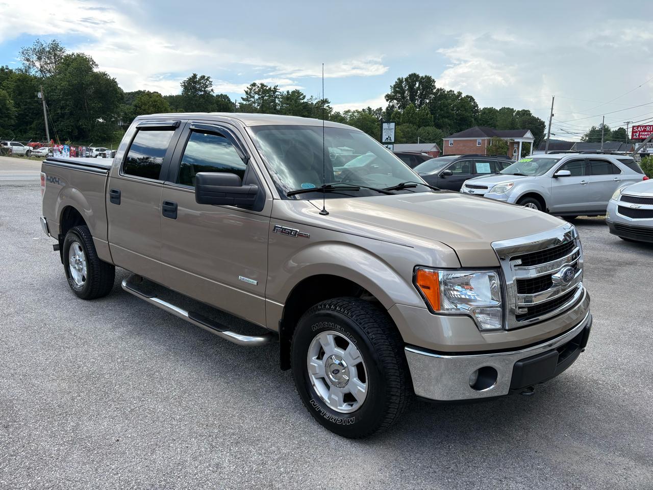 Ford F-150 4WD SuperCrew 139" XLT 2014