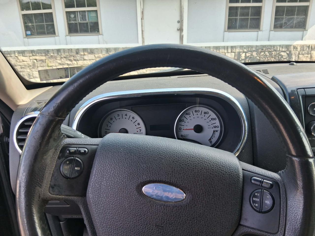 Ford Explorer Sport Trac XLT 4.0L 4WD 2008