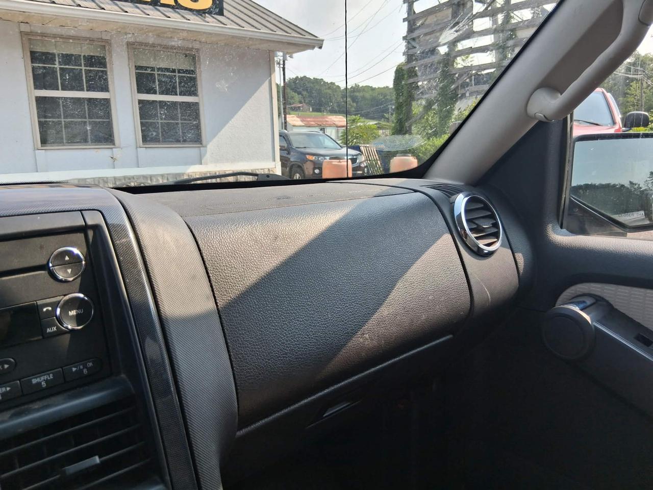 Ford Explorer Sport Trac XLT 4.0L 4WD 2008