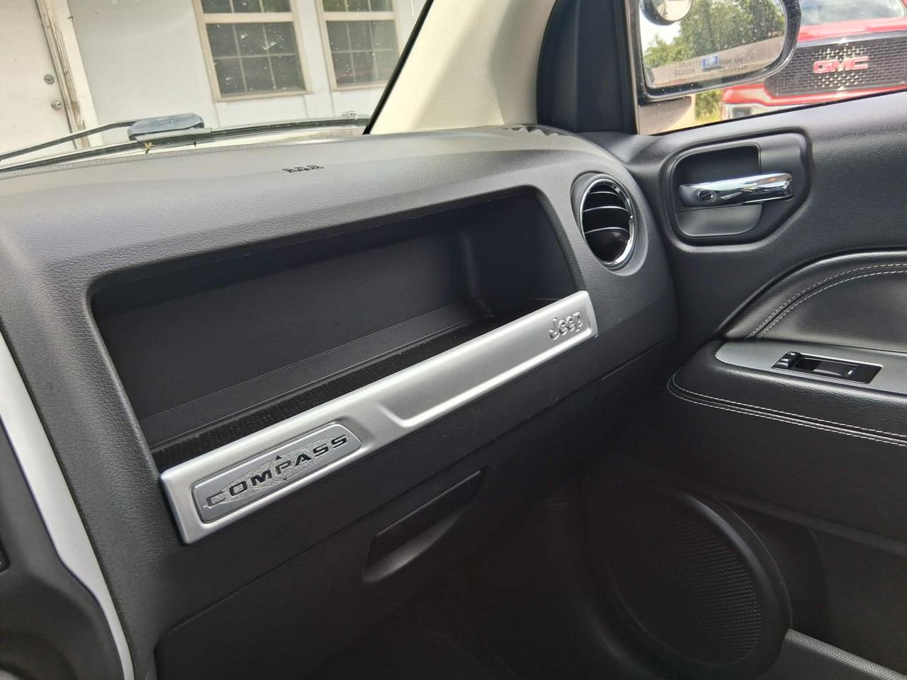Jeep Compass Latitude FWD 2014