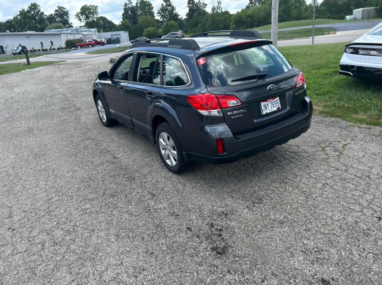 Subaru Outback 2.5i Basic 2012