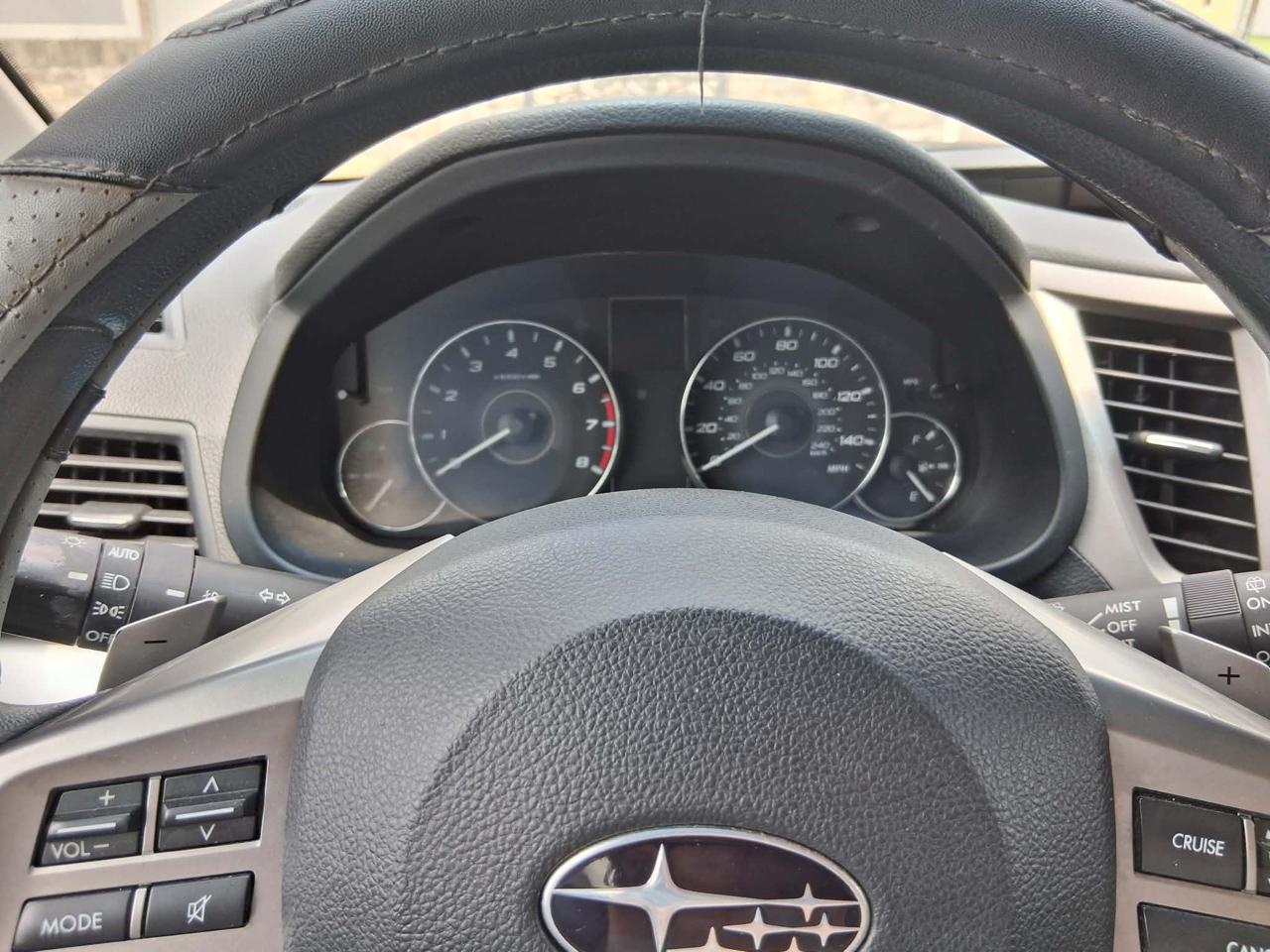 Subaru Outback 2.5i Basic 2012