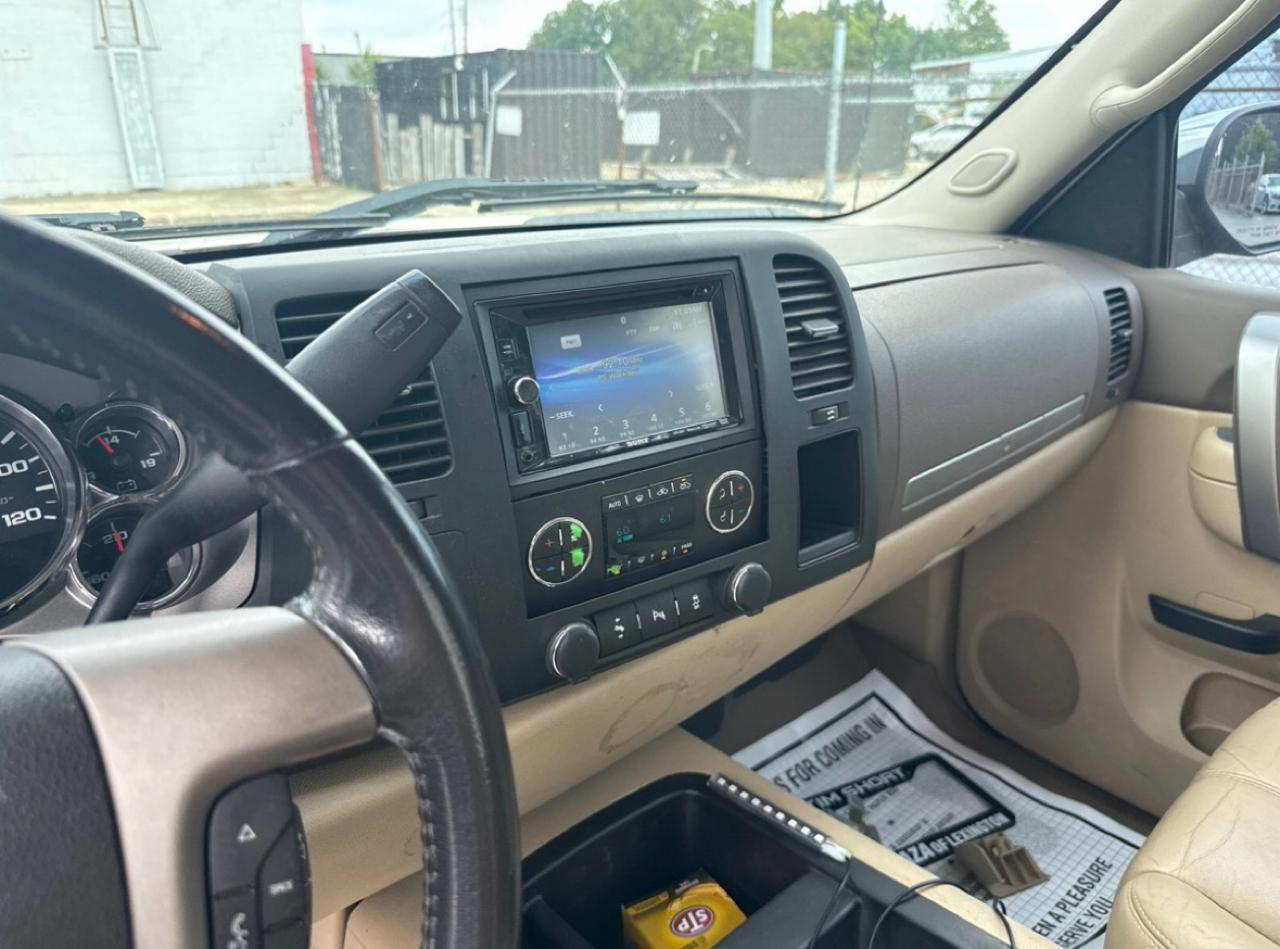 Chevrolet Silverado 1500 LT Crew Cab 4WD 2012