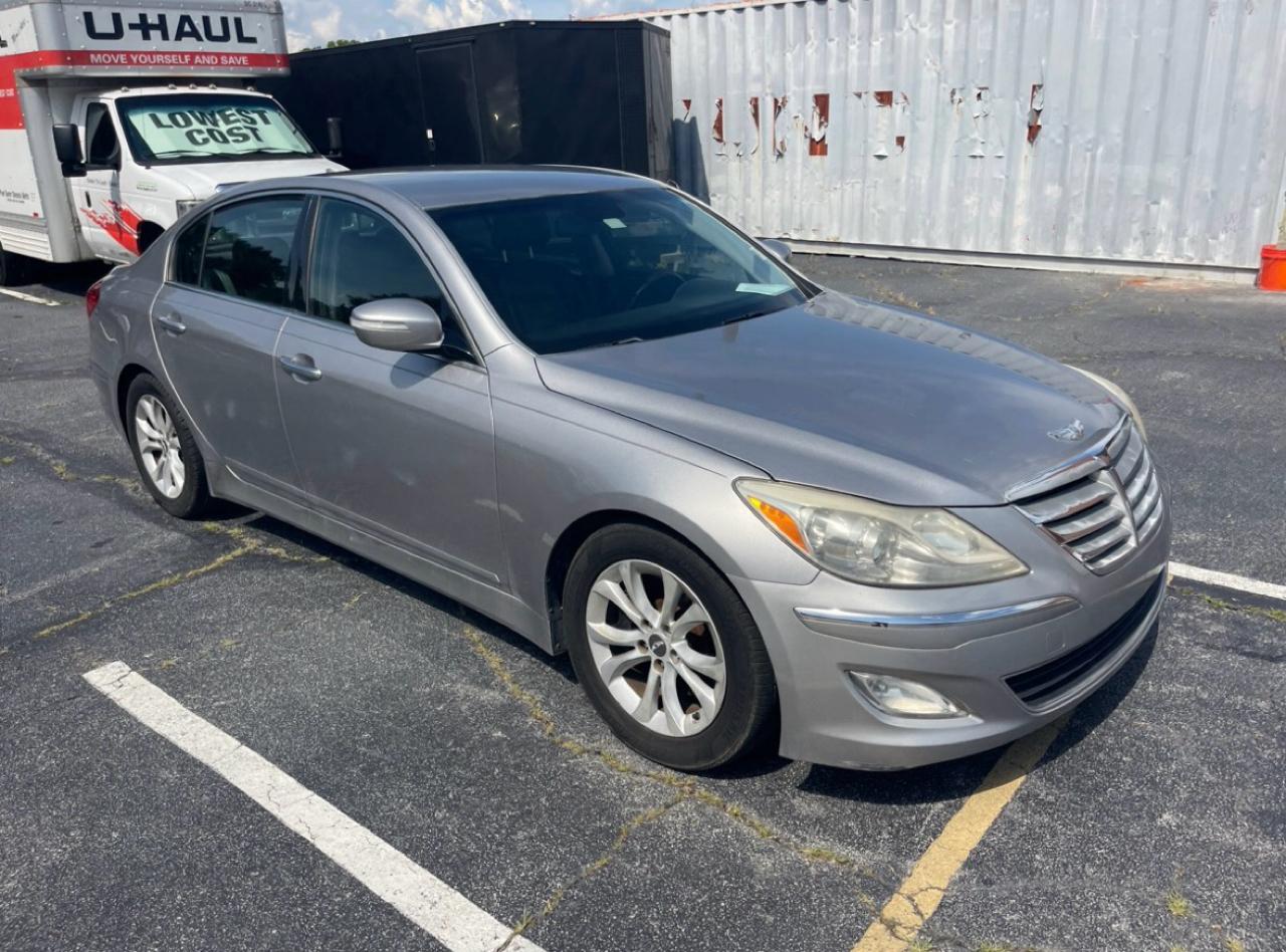 Hyundai Genesis 3.8L 2013