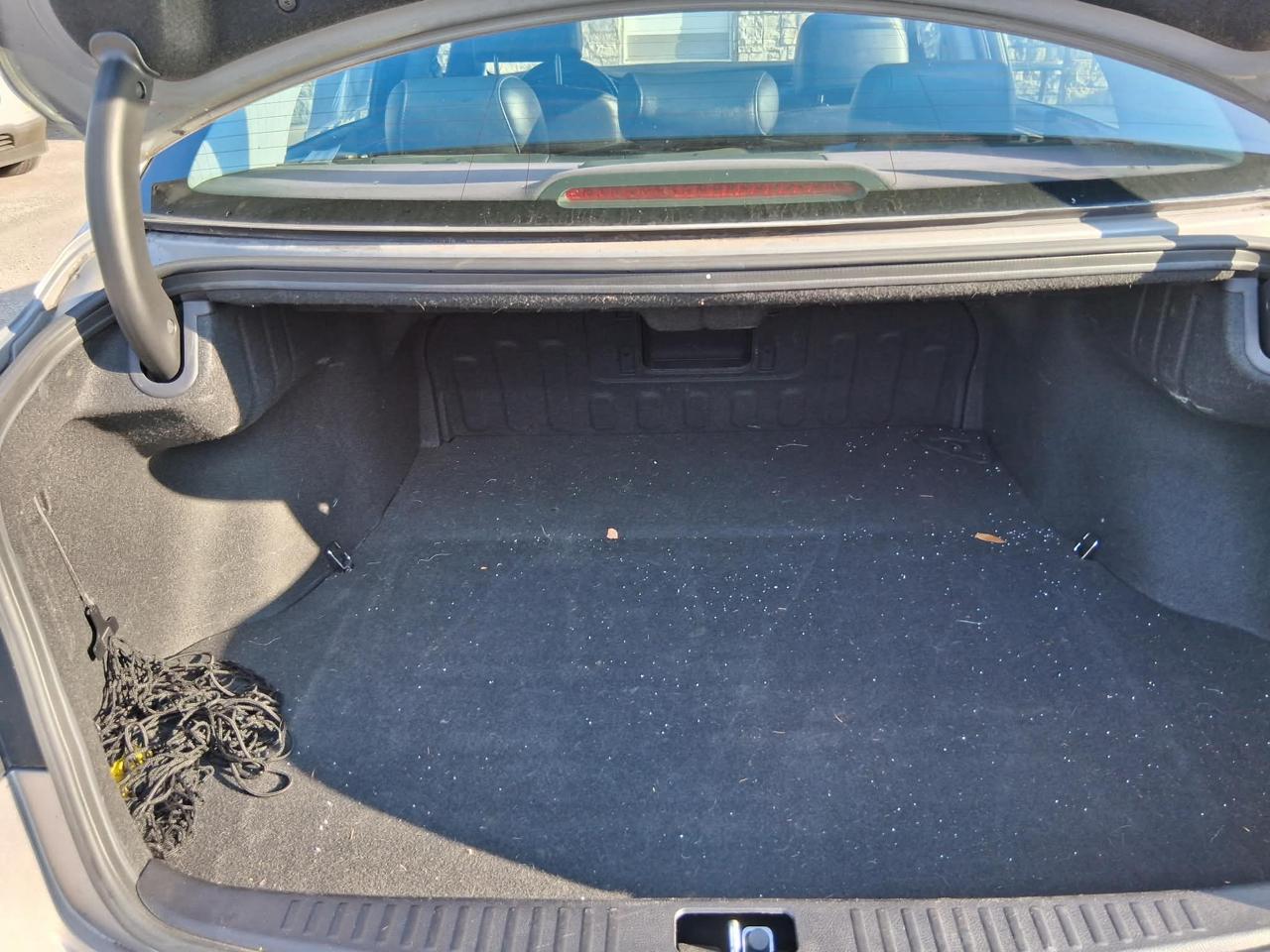 Hyundai Genesis 4dr Sdn V6 3.8L 2013