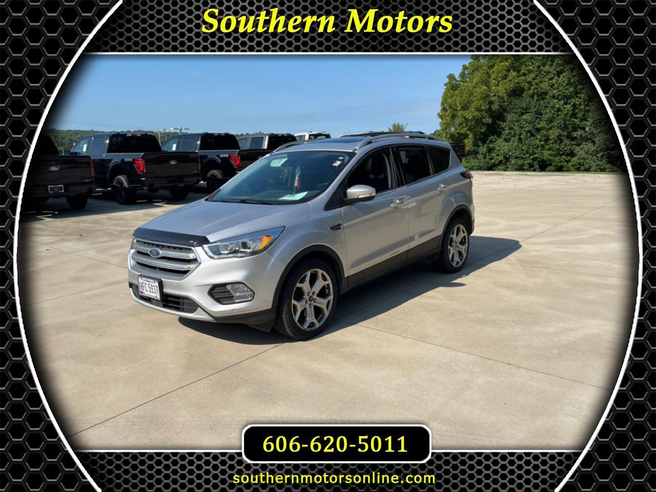 Ford Escape Titanium 4WD 2017