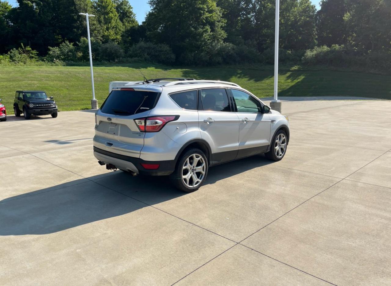 Ford Escape Titanium 4WD 2017