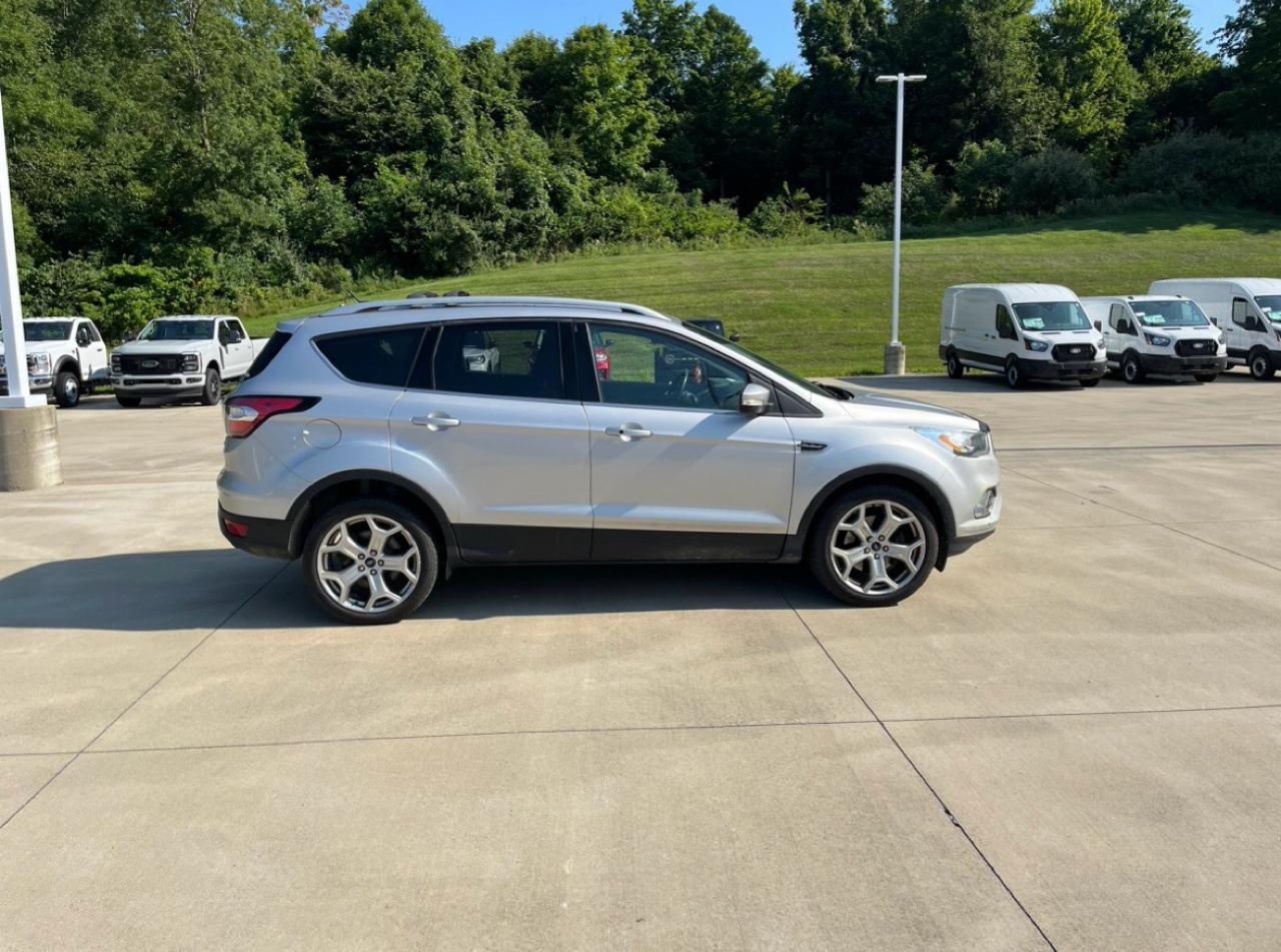 Ford Escape Titanium 4WD 2017