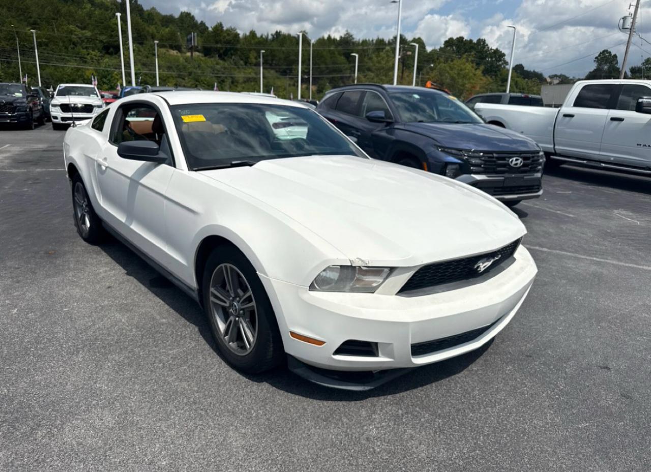 Ford Mustang 2dr Cpe V6 2010