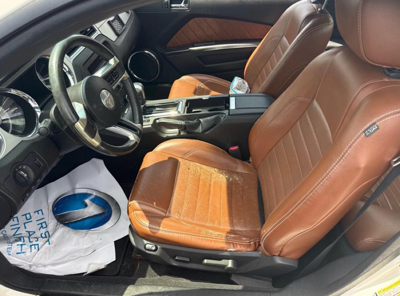 Ford Mustang 2dr Cpe V6 2010
