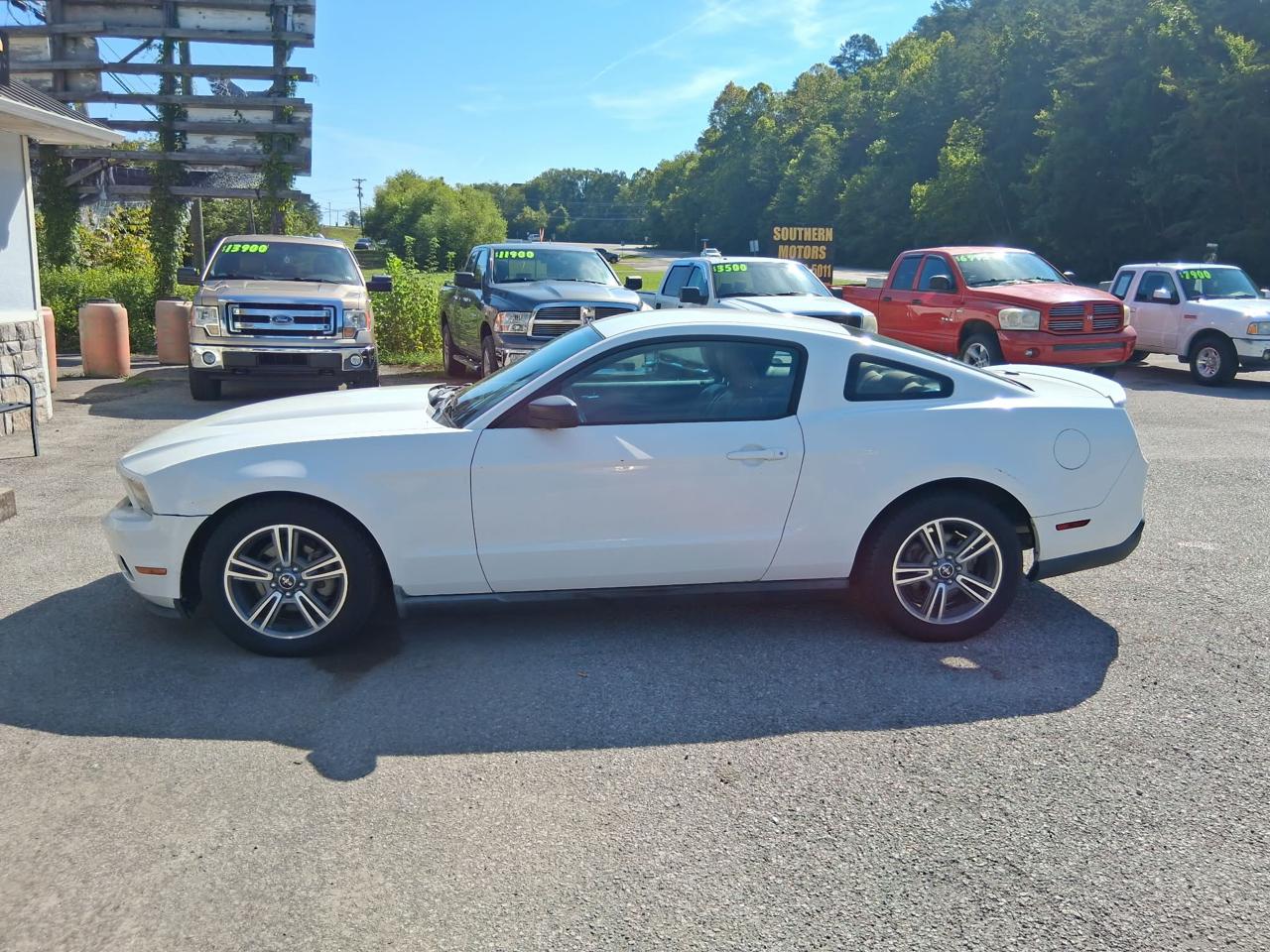 Ford Mustang 2dr Cpe V6 2010