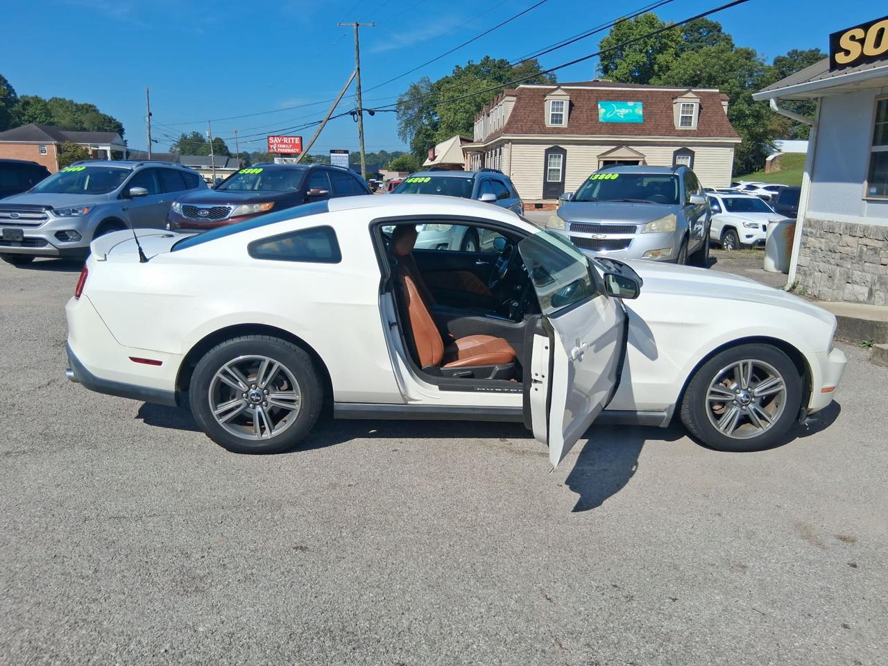 Ford Mustang 2dr Cpe V6 2010