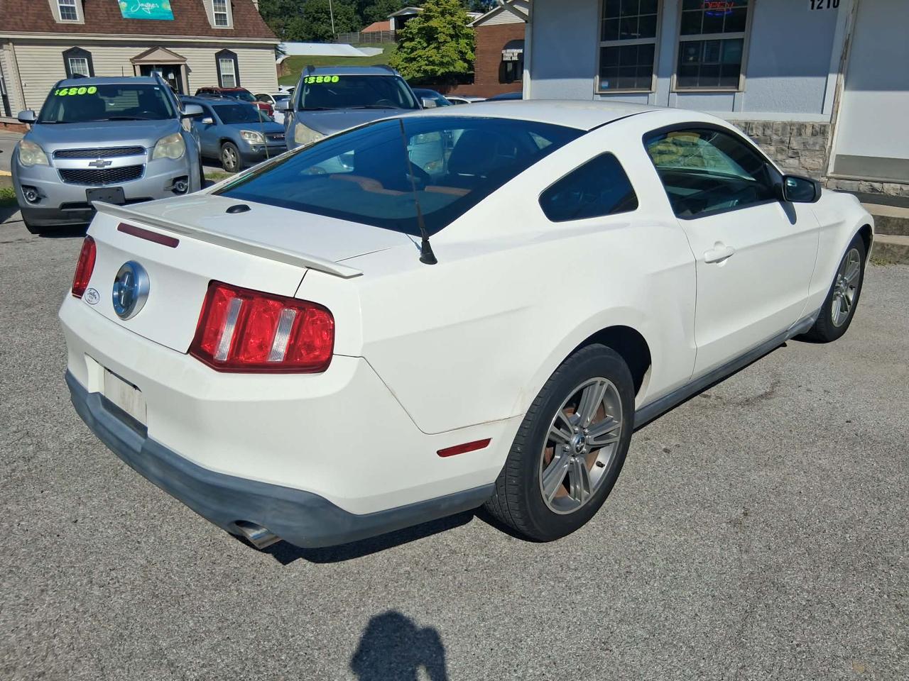 Ford Mustang 2dr Cpe V6 2010
