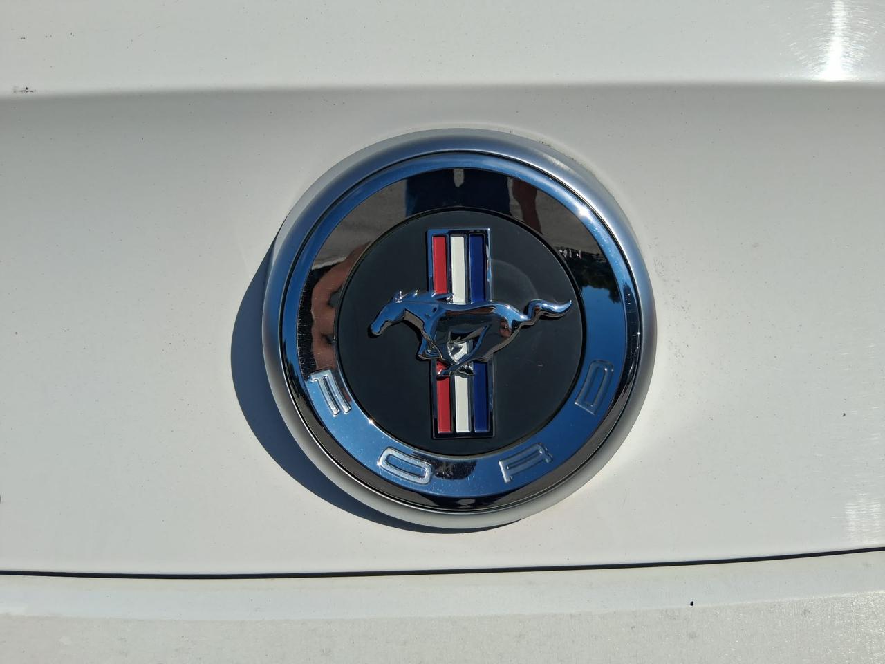 Ford Mustang 2dr Cpe V6 2010