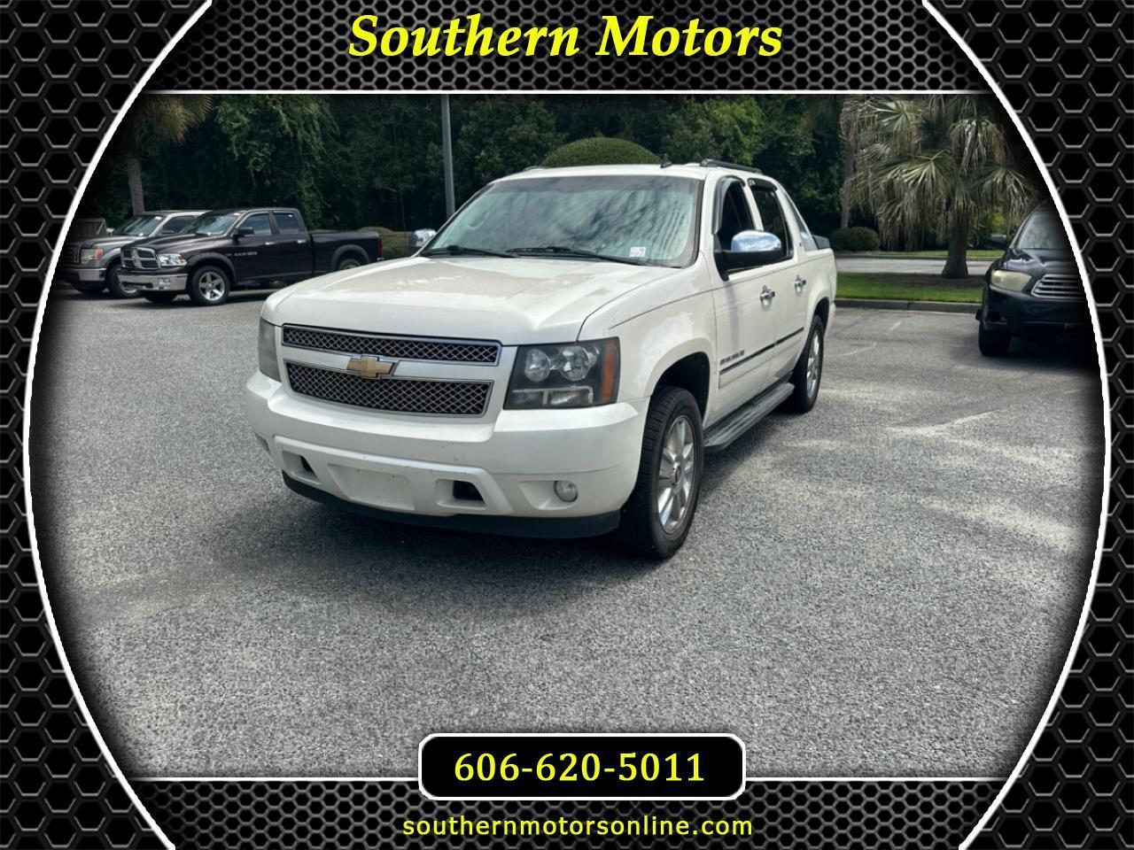 Chevrolet Avalanche LTZ 2WD 2010