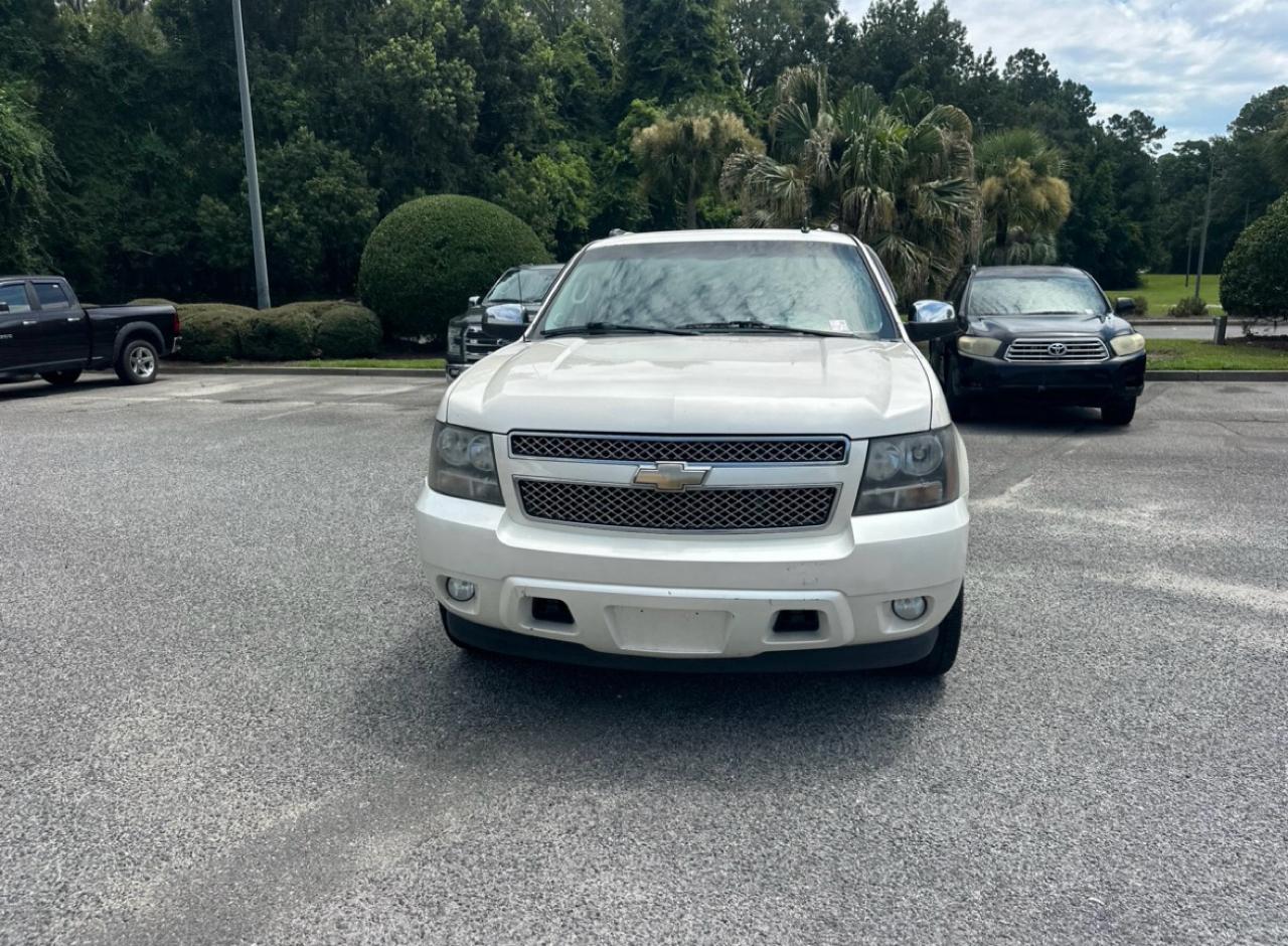 Chevrolet Avalanche LTZ 2WD 2010