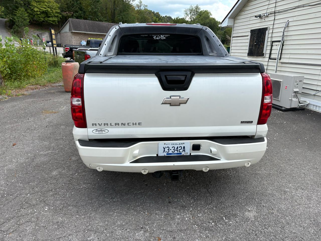 Chevrolet Avalanche LTZ 2WD 2010