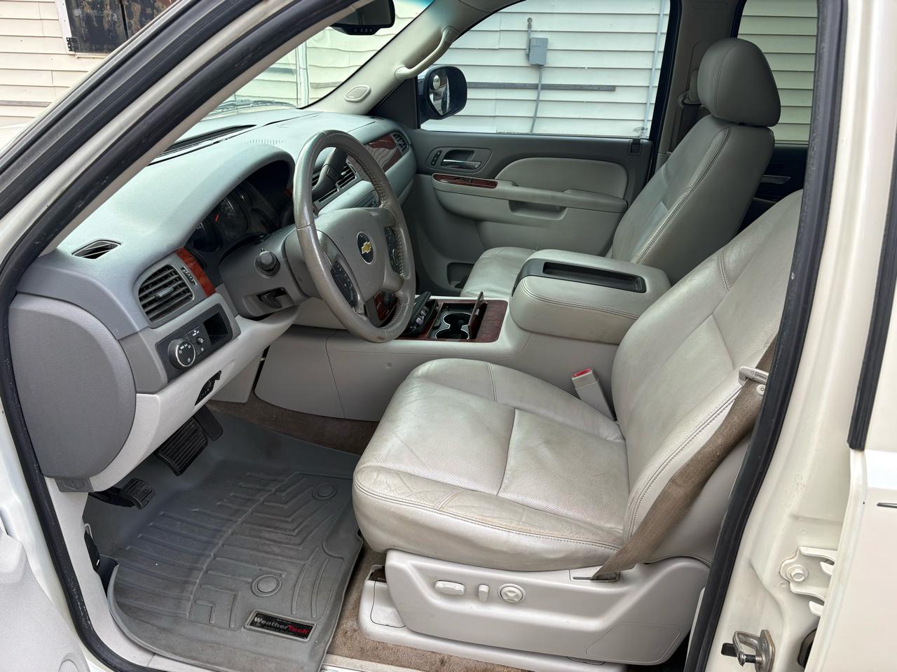 Chevrolet Avalanche LTZ 2WD 2010