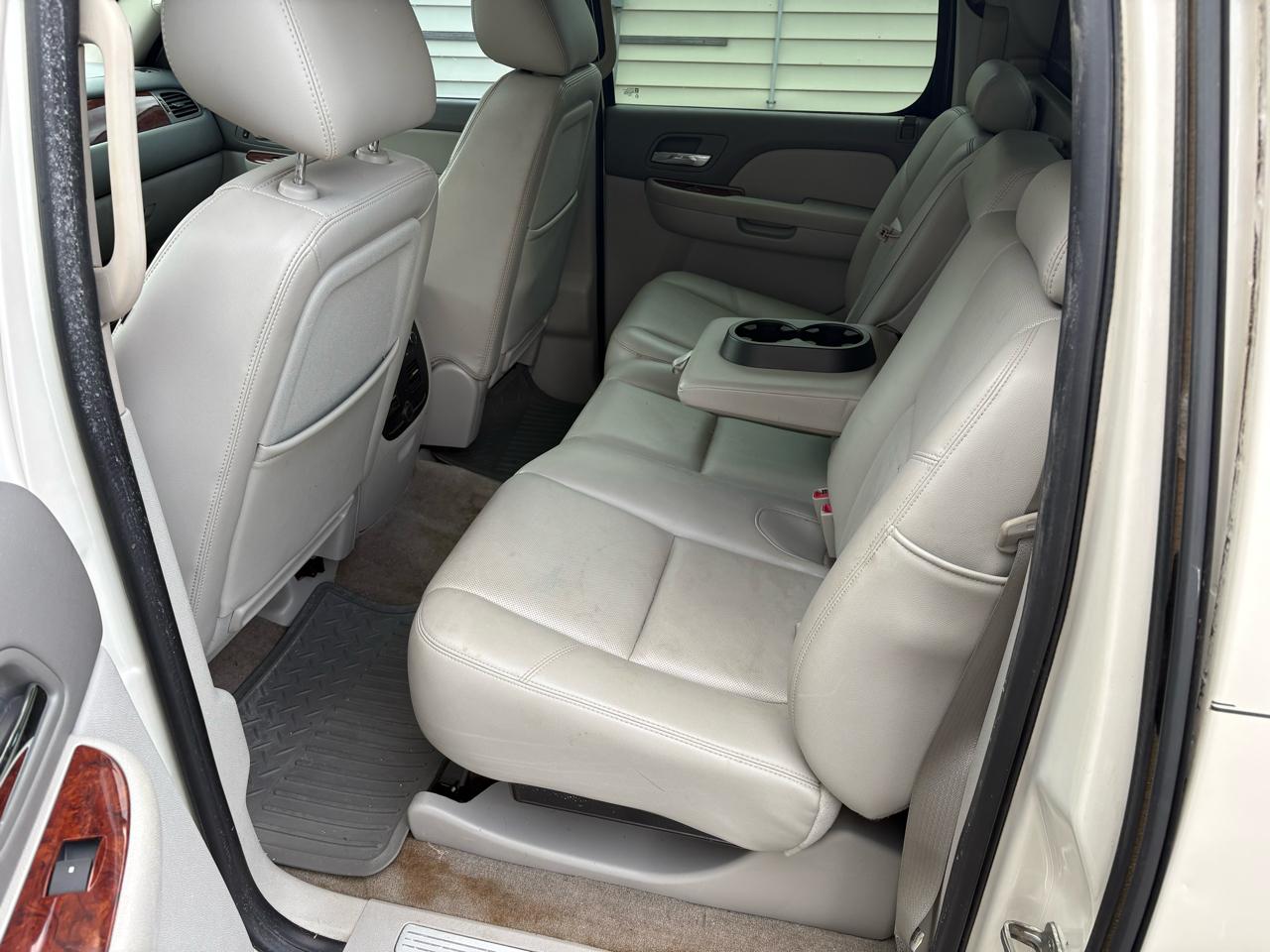 Chevrolet Avalanche LTZ 2WD 2010