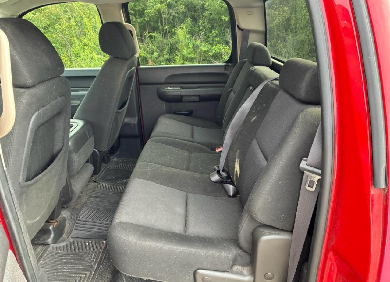 GMC Sierra 1500 4WD Crew Cab 143.5" SL 2011