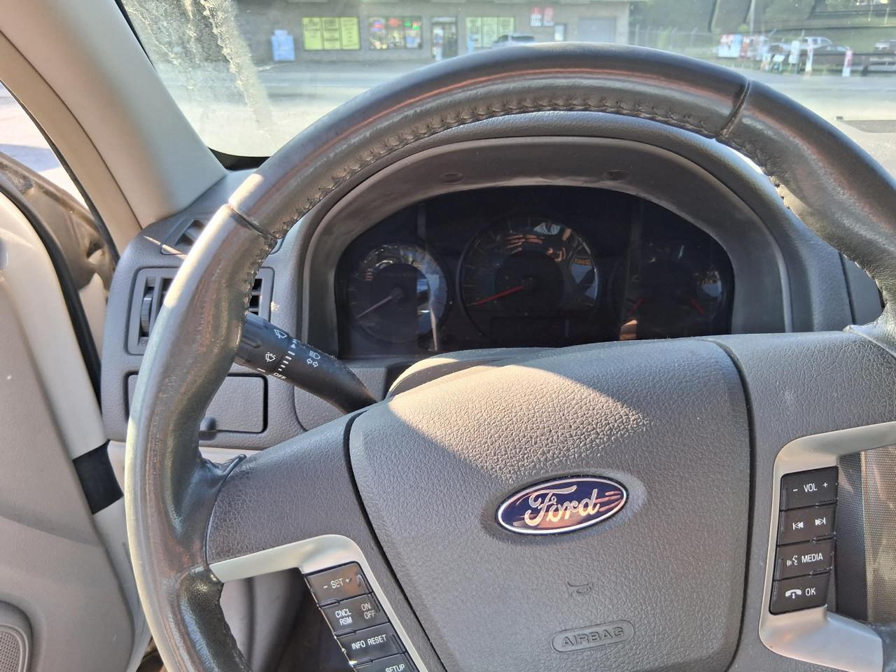Ford Fusion SEL 2012