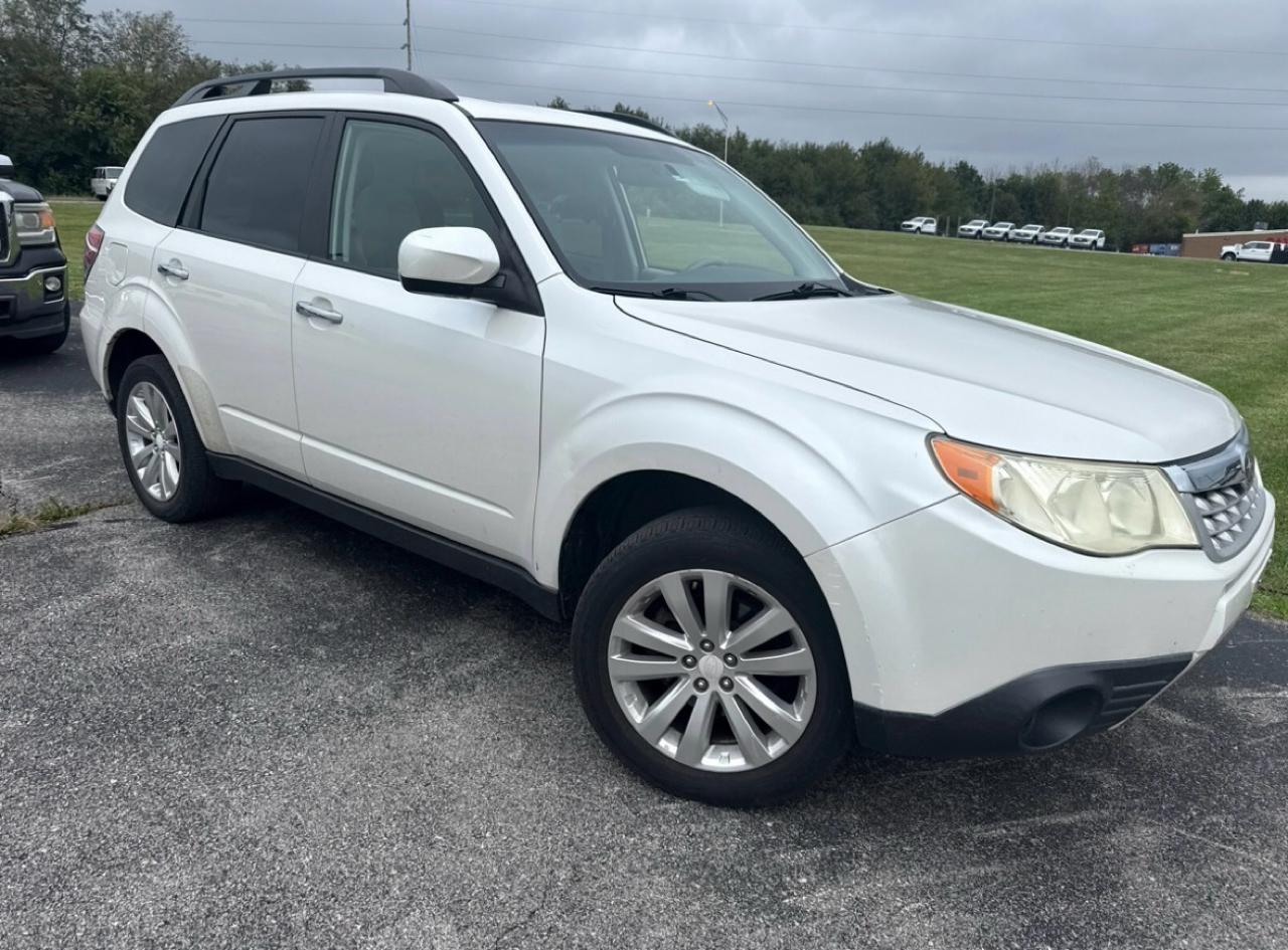 Subaru Forester 2.5 X Premium Package 2011