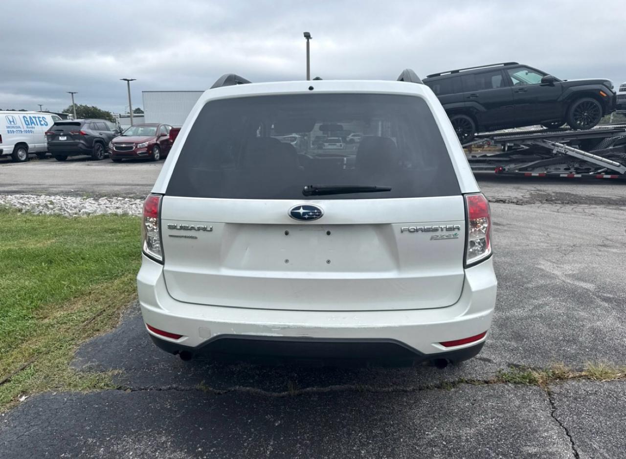 Subaru Forester 2.5 X Premium Package 2011