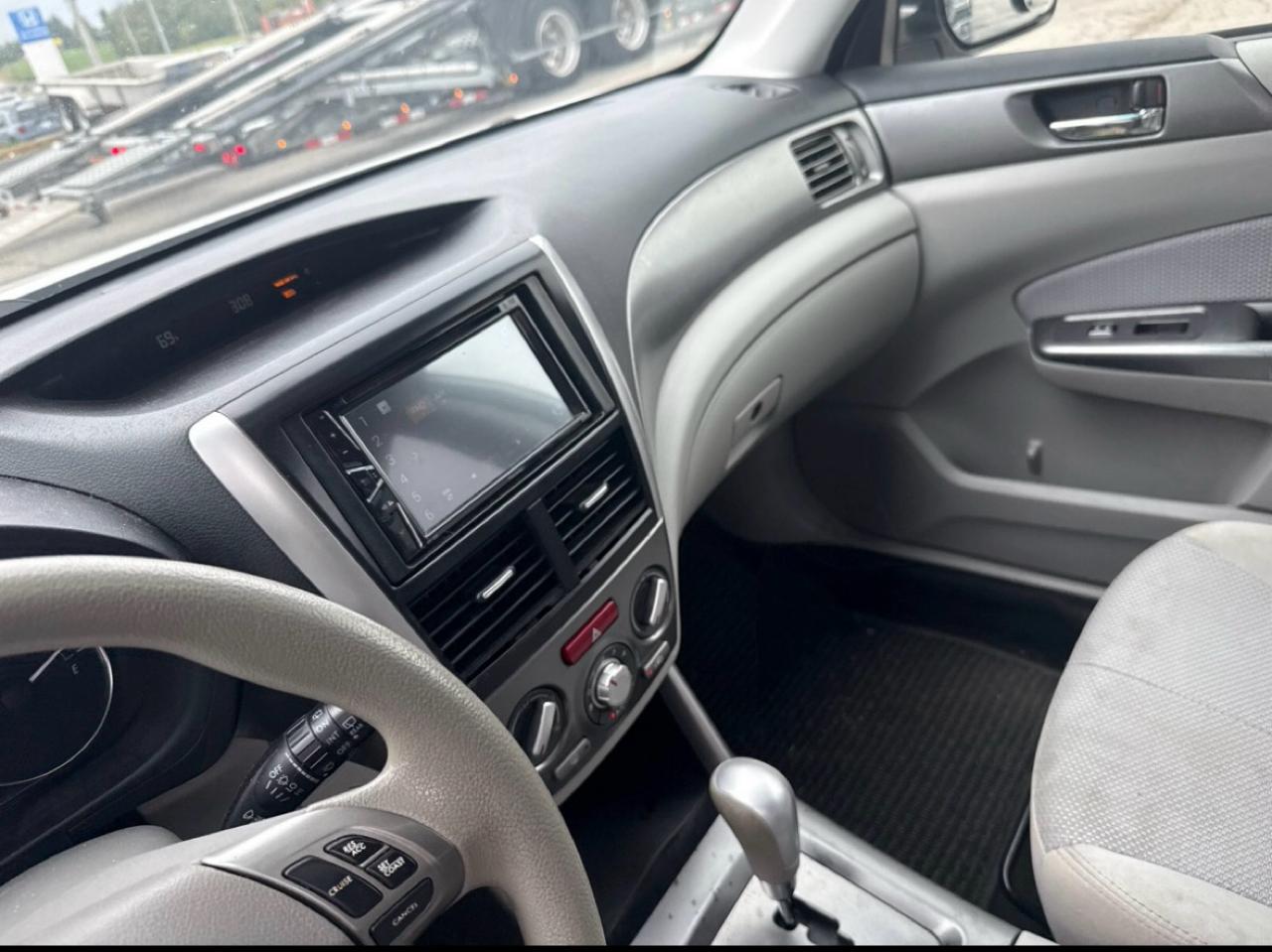 Subaru Forester 2.5 X Premium Package 2011