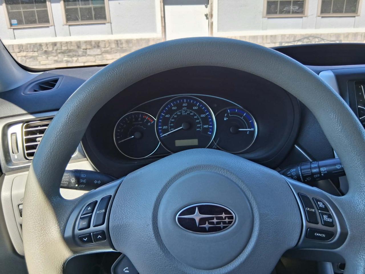 Subaru Forester 2.5 X Premium Package 2011