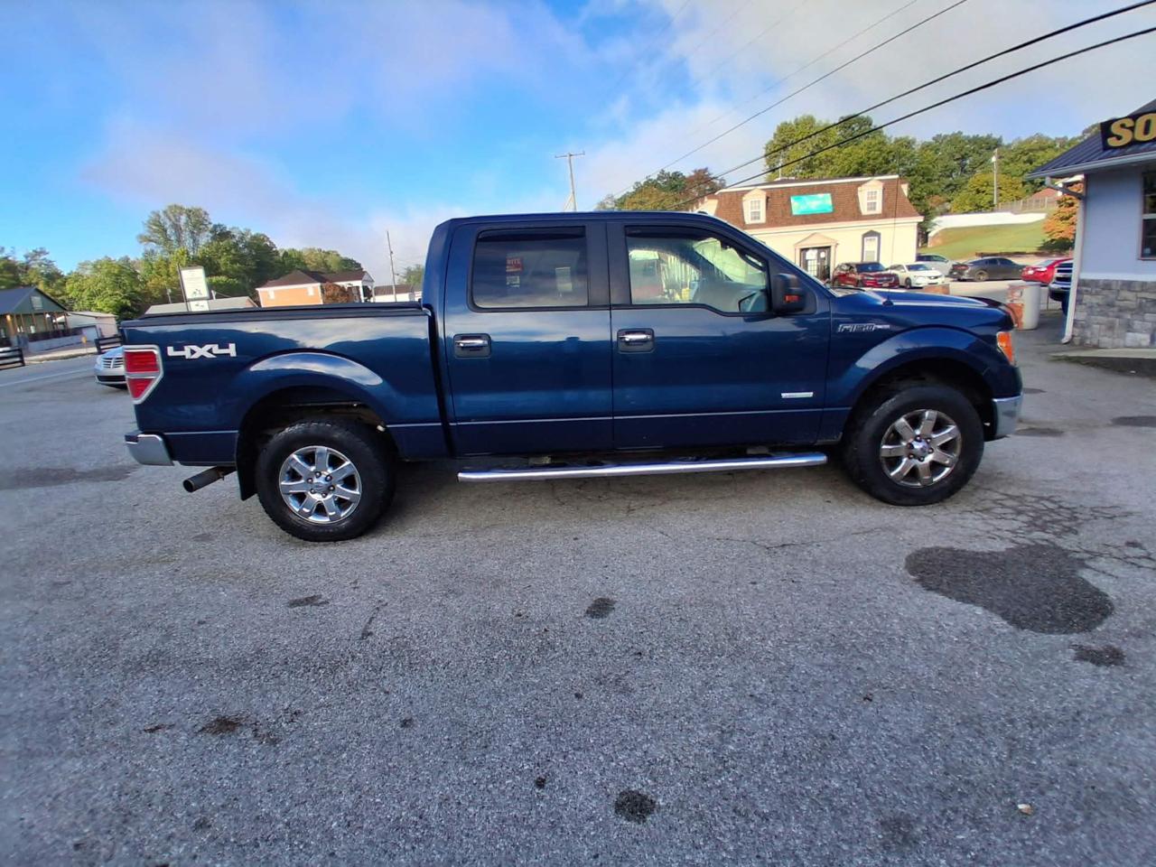 Ford F-150 4WD SuperCrew 145" XLT 2013