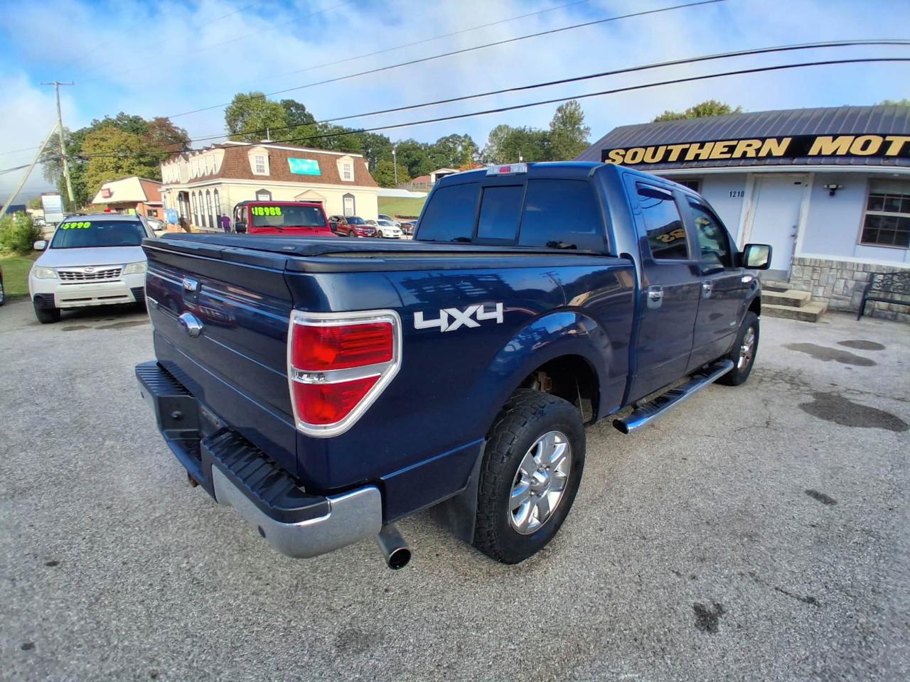 Ford F-150 4WD SuperCrew 145" XLT 2013