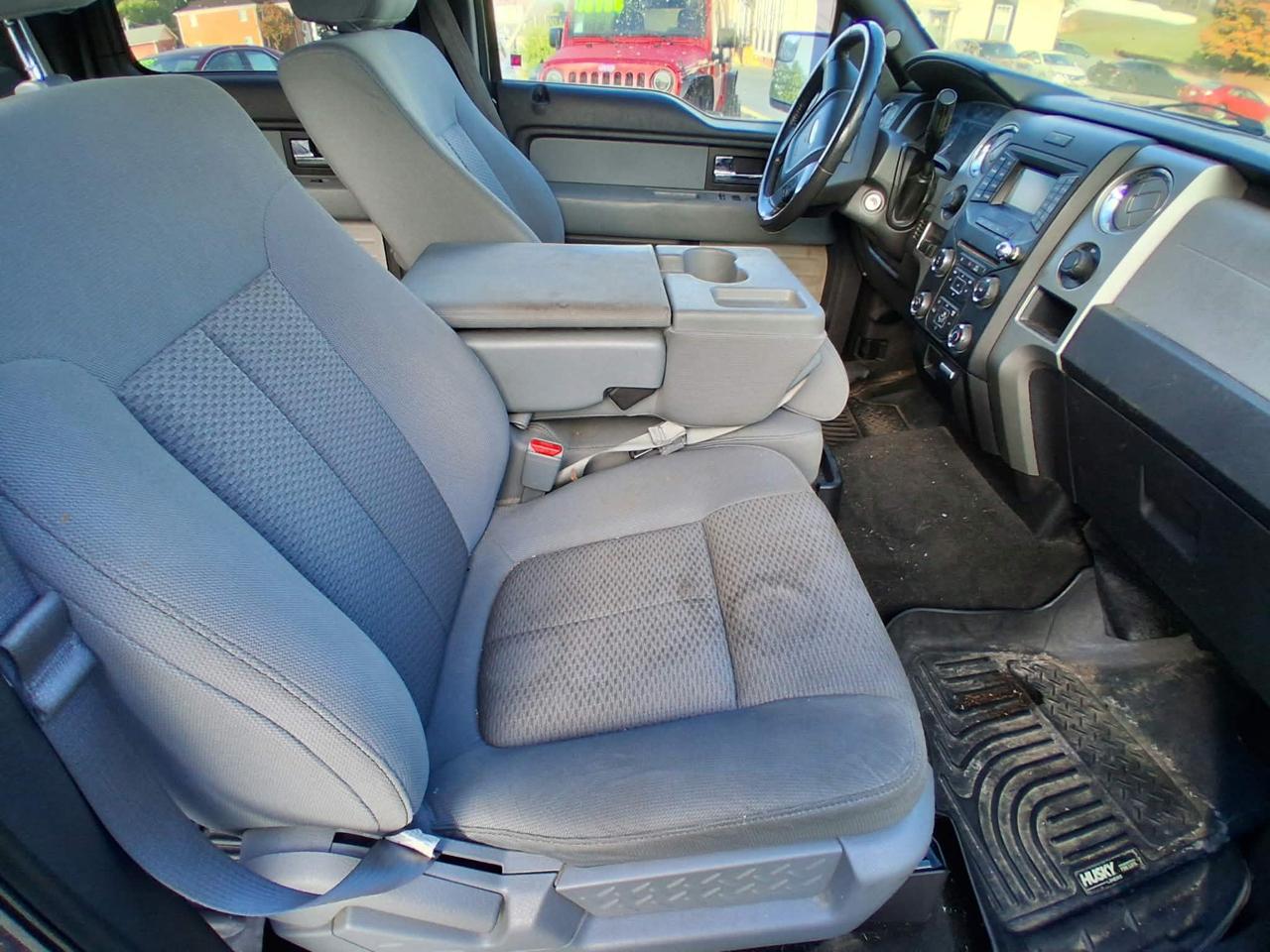 Ford F-150 4WD SuperCrew 145" XLT 2013