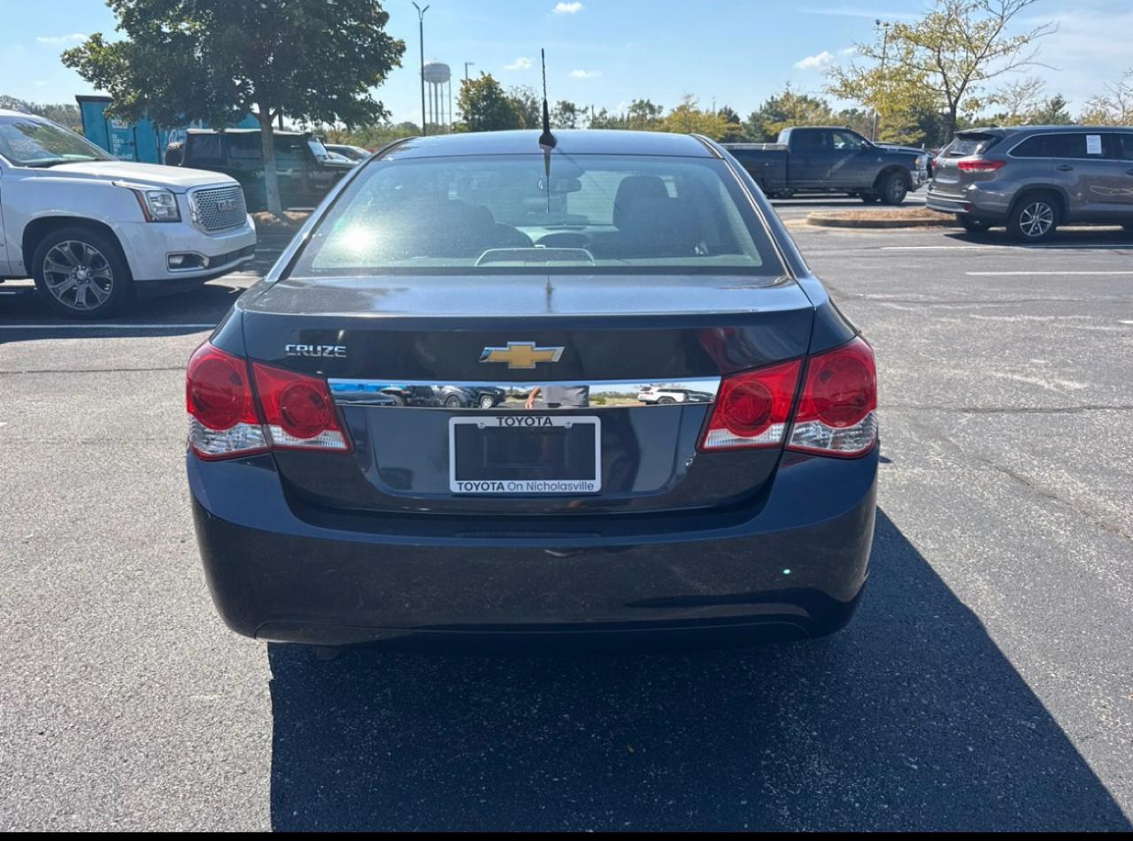 Chevrolet Cruze LS Auto 2014