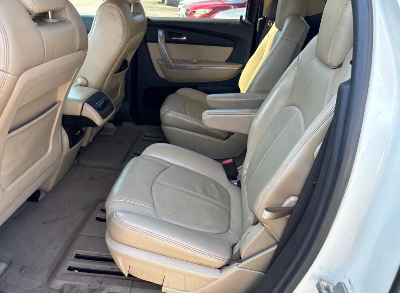 GMC Acadia SLT-1 AWD 2010
