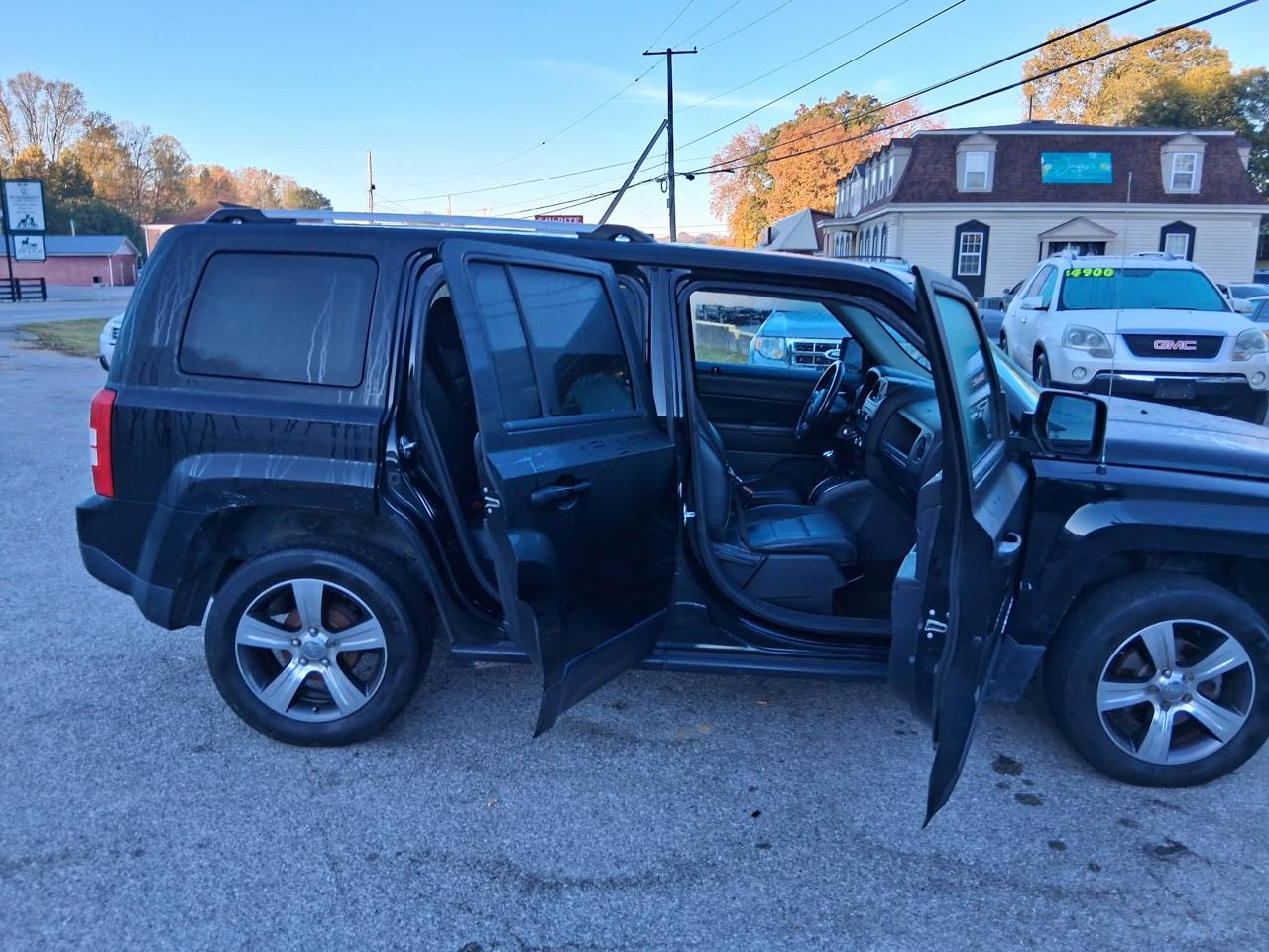 Jeep Patriot Latitude 2WD 2016