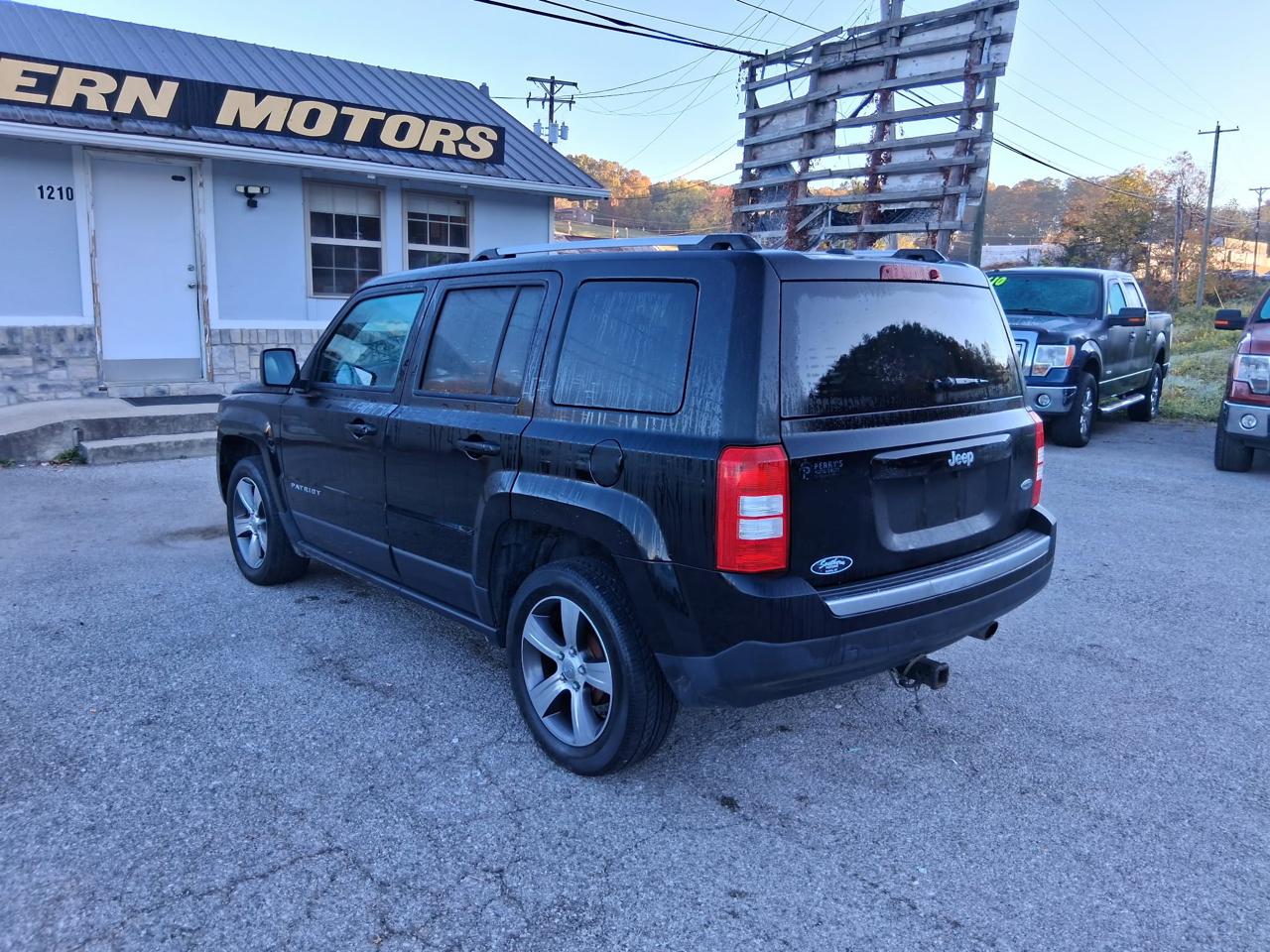 Jeep Patriot Latitude 2WD 2016