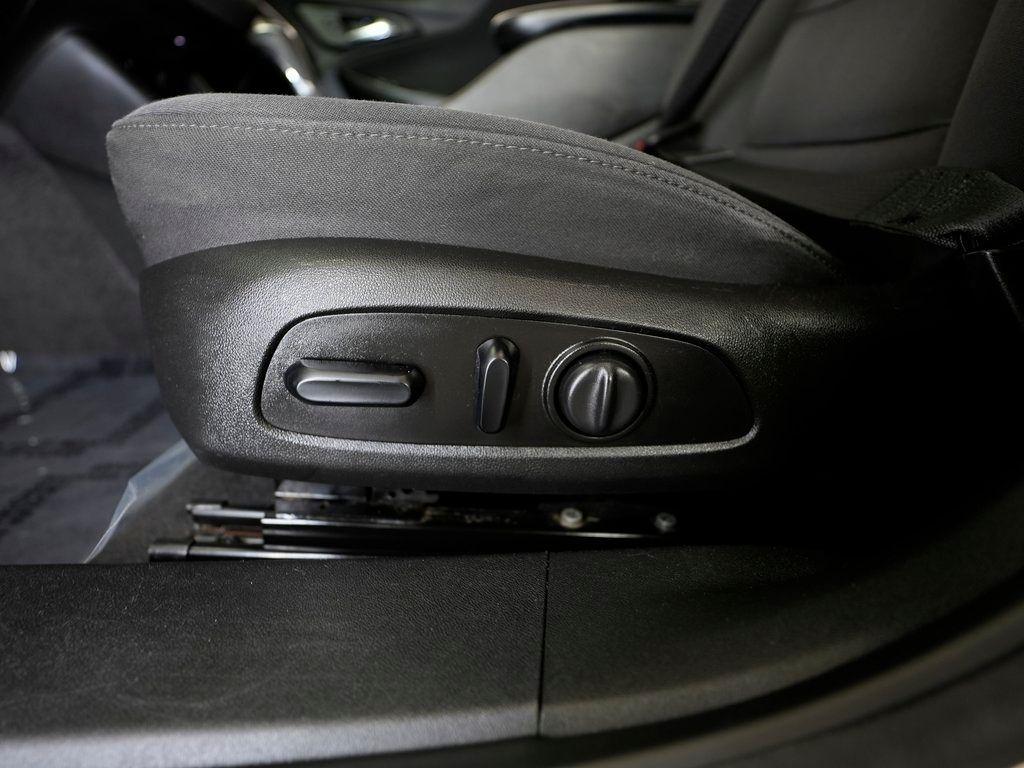 Chevrolet Malibu 4dr Sdn LT w/1LT 2018