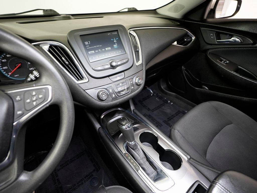 Chevrolet Malibu 4dr Sdn LT w/1LT 2018
