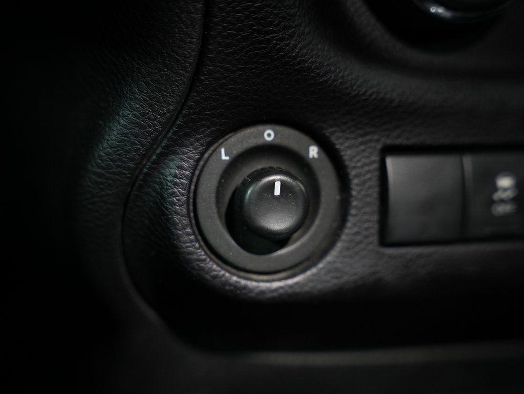 Jeep Wrangler Unlimited 4WD 4dr Sahara 2015