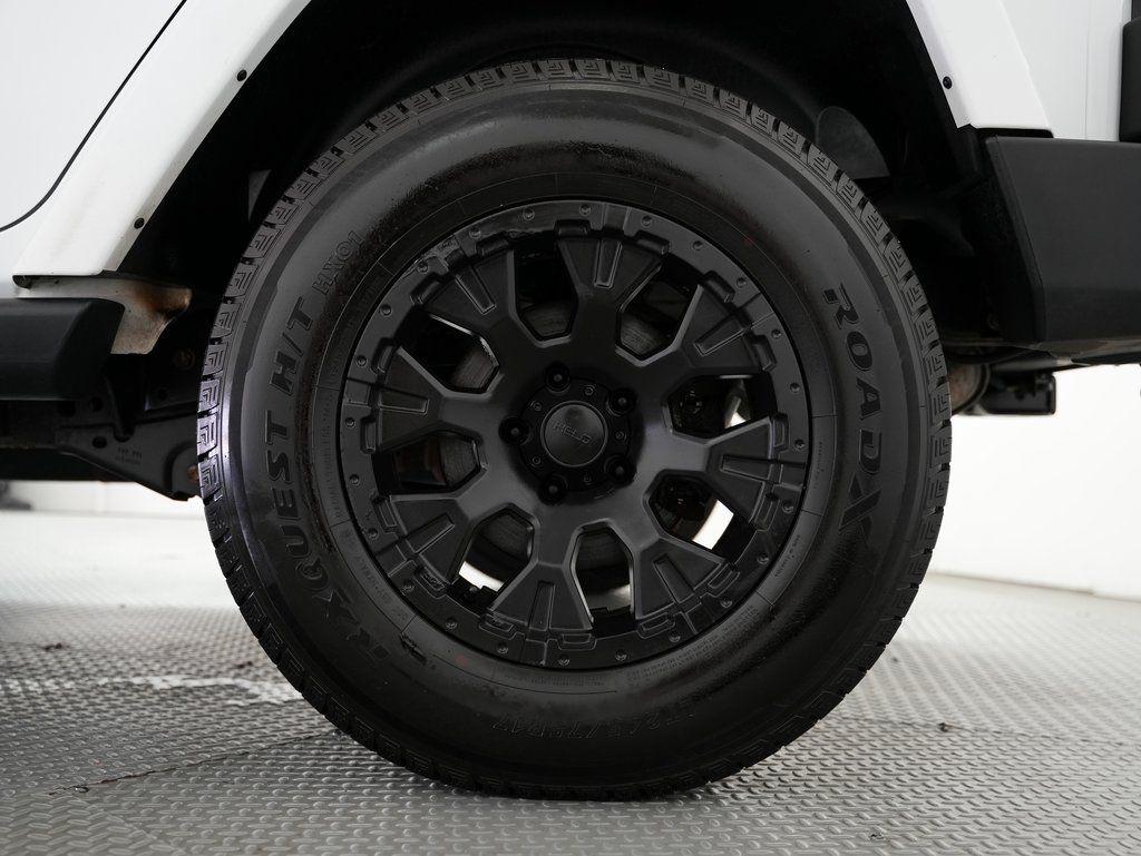 Jeep Wrangler Unlimited 4WD 4dr Sahara 2015