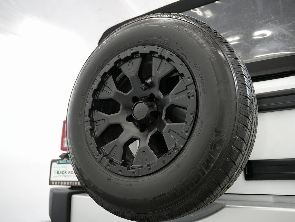 Jeep Wrangler Unlimited 4WD 4dr Sahara 2015