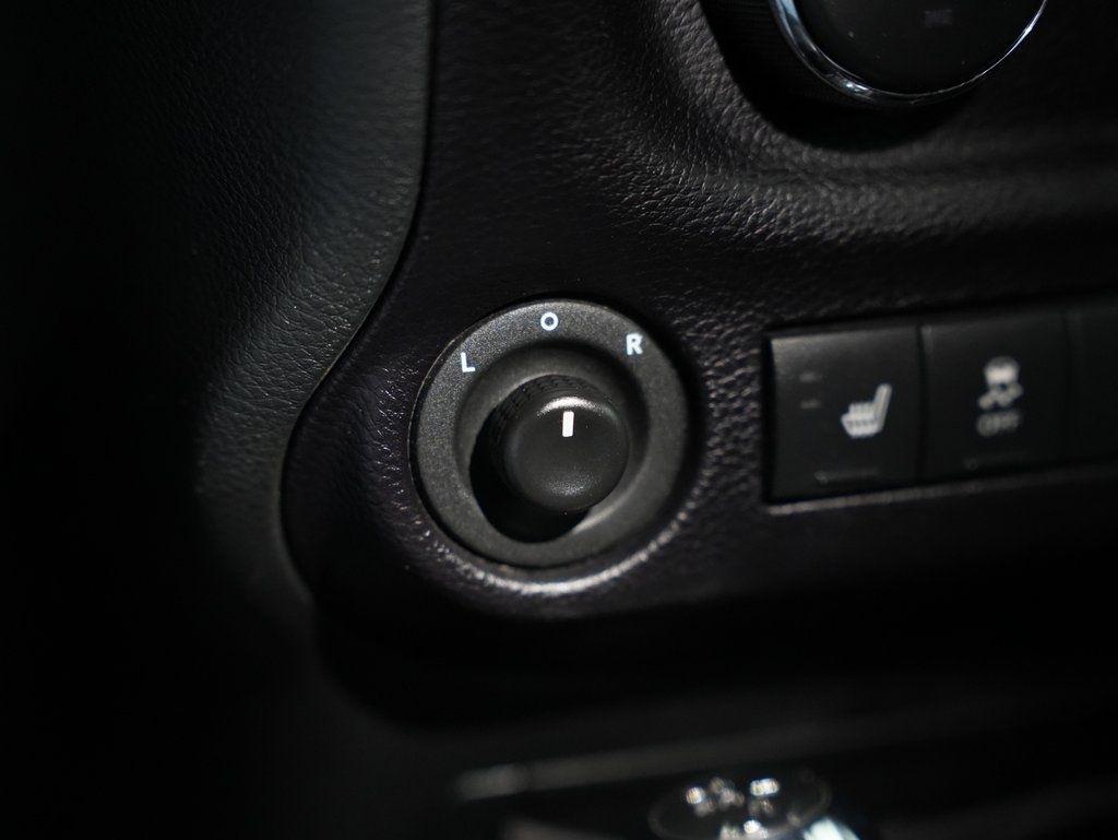 Jeep Wrangler Unlimited 4WD 4dr Altitude 2015