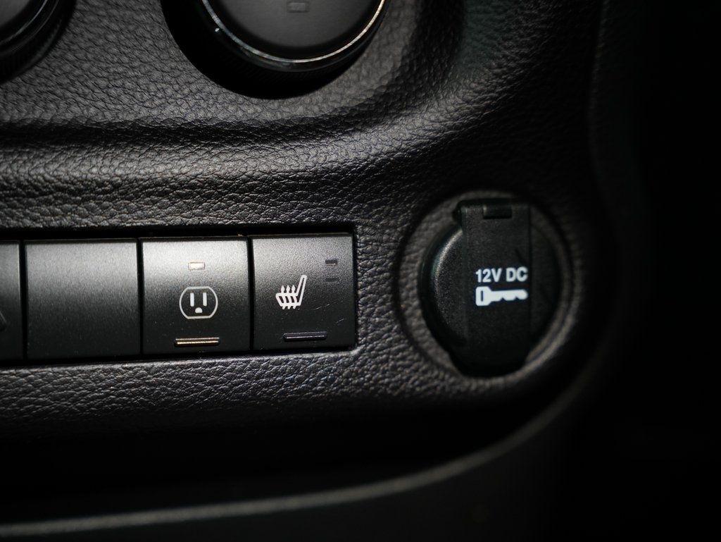 Jeep Wrangler Unlimited 4WD 4dr Altitude 2015